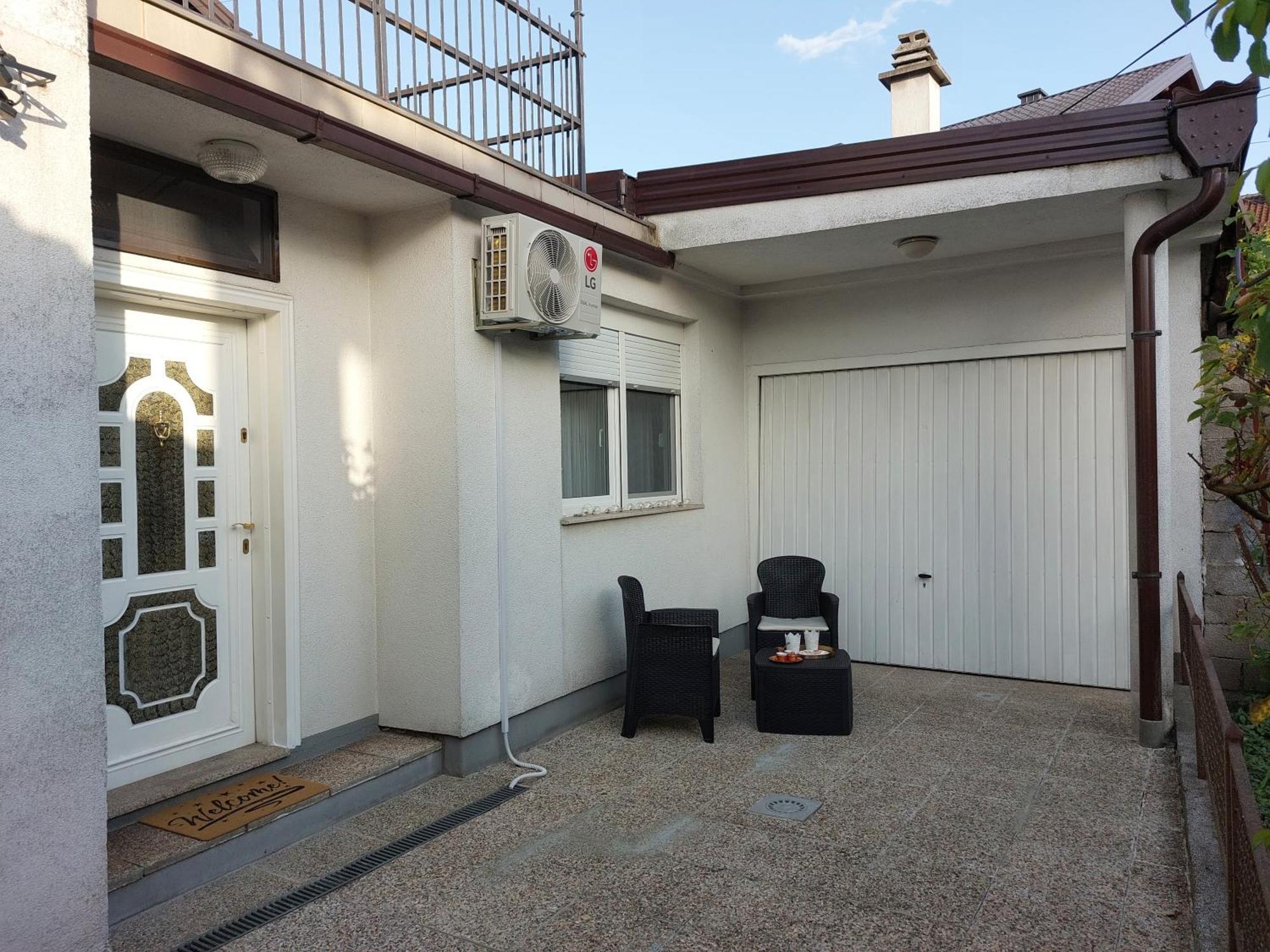 Appartement Kia Ora à Bihać Extérieur photo
